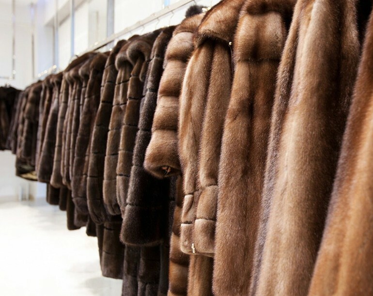 <span style="font-weight: bold;">МЕХОВЫЕ ИЗДЕЛИЯ</span>